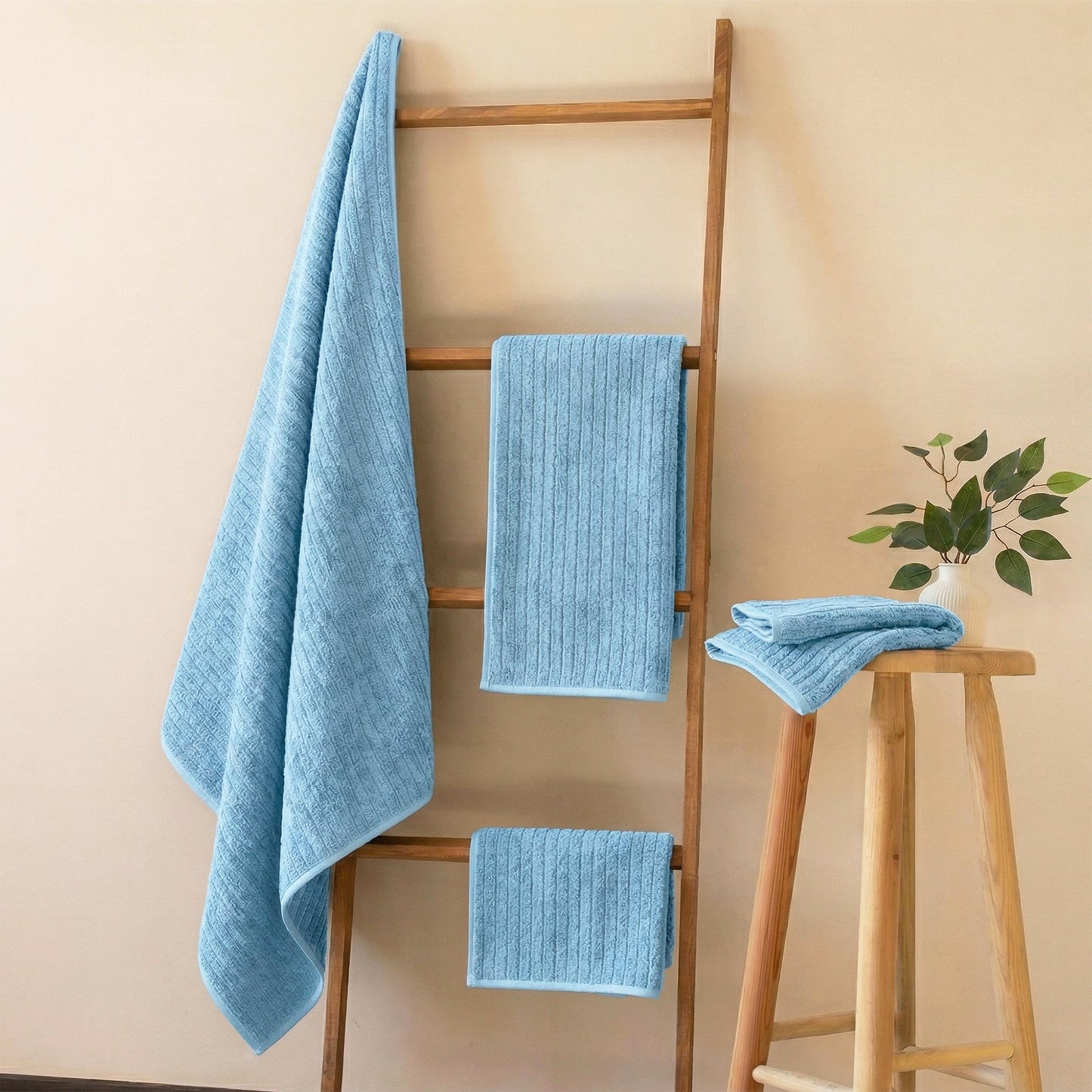 Dowellia 4 PCS Towels Set - 1 Bath Towel, 1 Hand Towel, 2 Washcloths, Highly Absorbent & Quick Dry, bathroom towels for home Spa Hotel Gym, Blue